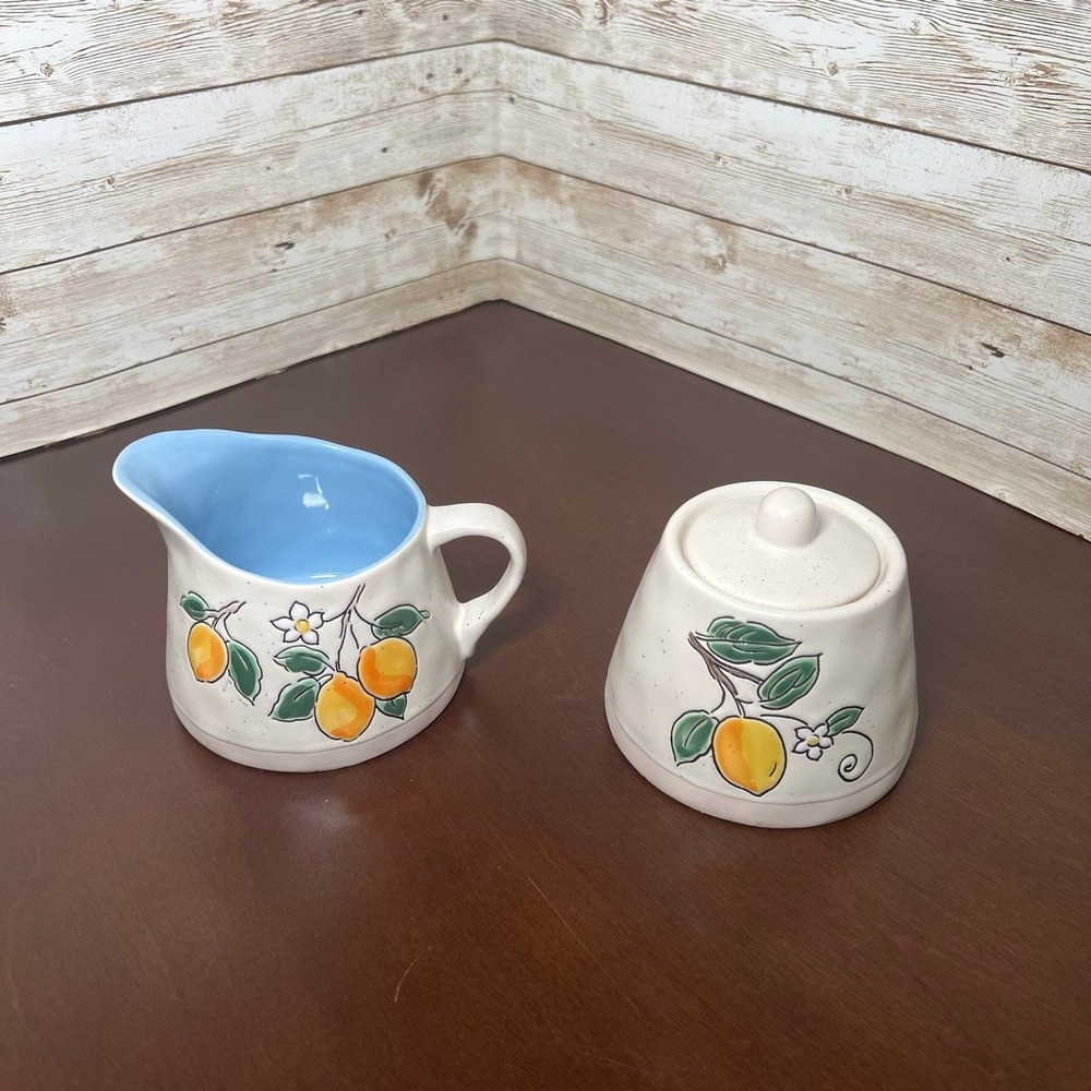 Farmhouse lemon decor‎